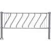 Inclined feed fence for young cattle