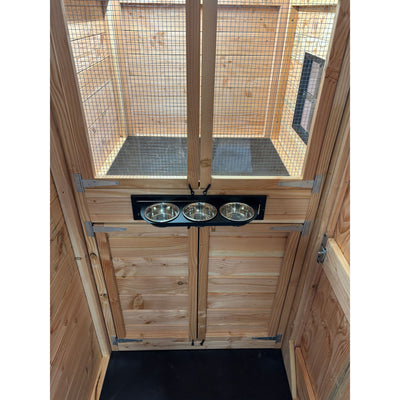 Zusatztür mit Futterstation für Stall Lucky